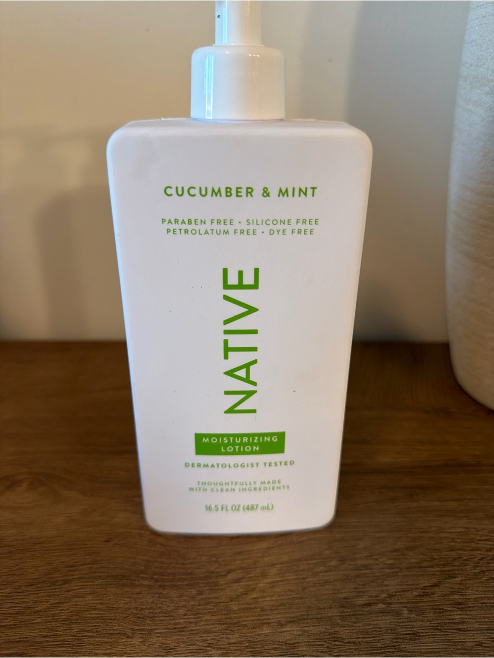 White Pump Native Bottle body Lotion - Gentle Hydration